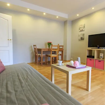 Rental Apartments Warecka-2