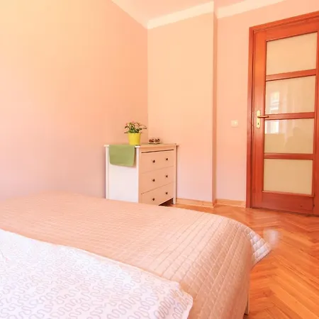 Rental Apartments Szeroki Dunaj-2
