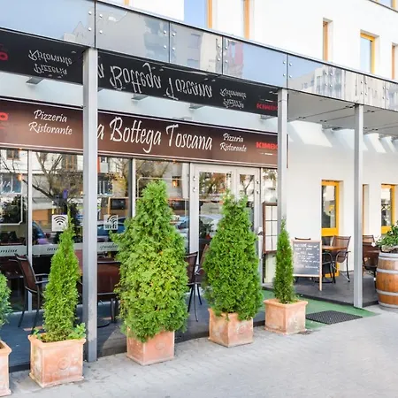 P&O Corporate Serviced Apartments Cybernetyki-3