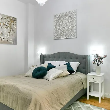 Stara Praga Vistula Apartment By Bookinghost-2