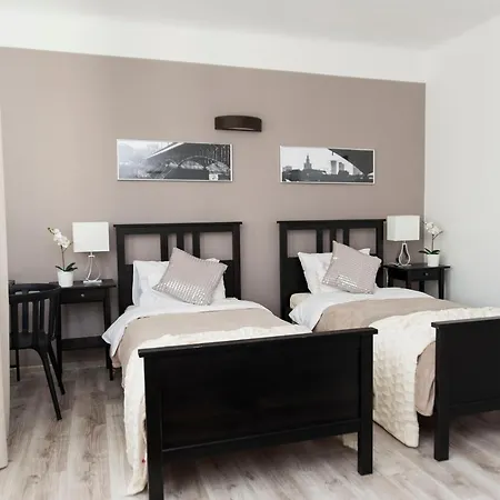 Warsaw Budget Apartments-3