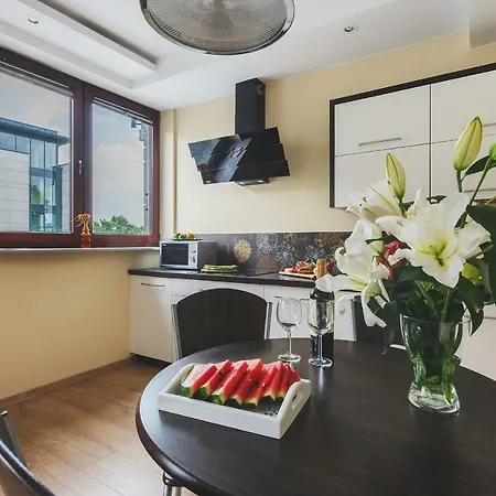 P&O Serviced Apartments Fabryczna-2