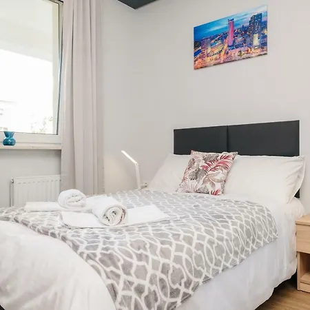 Stare Bielany 2-Bedroom Apartment-2