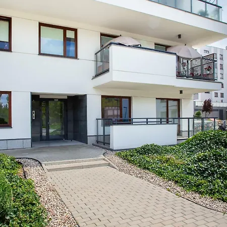 Apartment Warsaw Airport Kłobucka by Renters-3