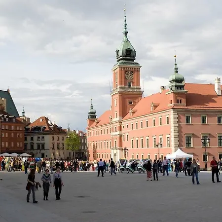 Studio widok na Zamek Mariensztat Stare Miasto-3