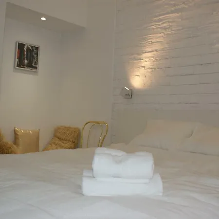Lovely Apartment- Poznanska 16-3