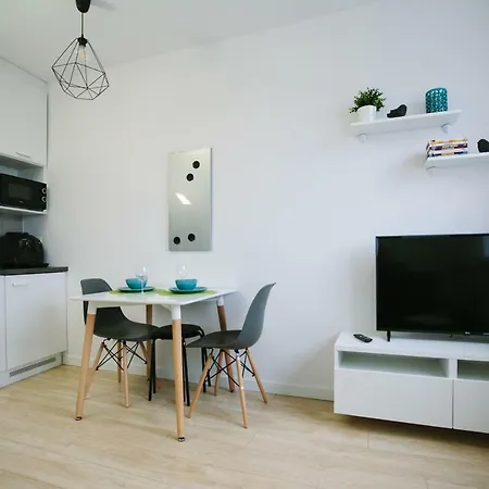 Warsaw Concierge Green Muranow-2