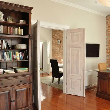 Be Well 3-Rooms Apartment With Parking And Garden-3