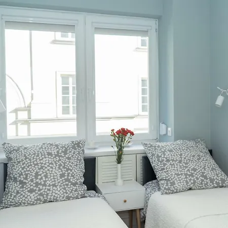 Old Town Grand Theatre Apartment 2-3