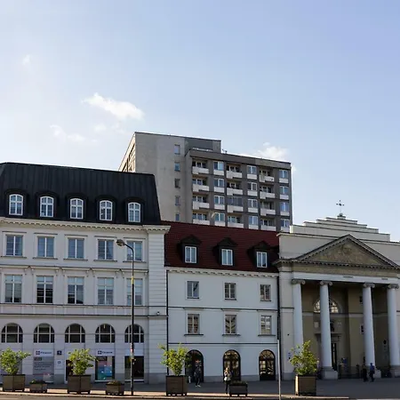 Old Town Grand Theatre Apartment 2-2