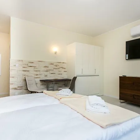 Apartamenty Dom Saski 10 Minut Od Centrum Warszawy-2