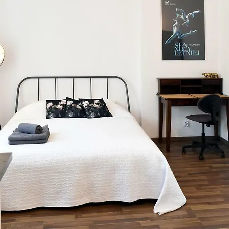 Old Town Studio Apartment-2