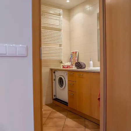 Apartament New Praga Near To Metro, Free Parking-2