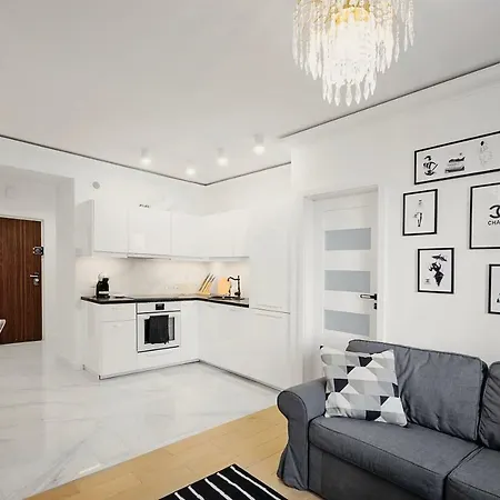Grand Theatre Prime Apartment By Bookinghost-3