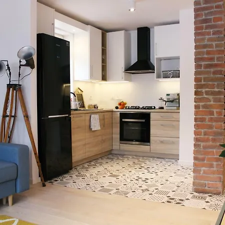 Comfy With Great City View By Cooee Apartments-3