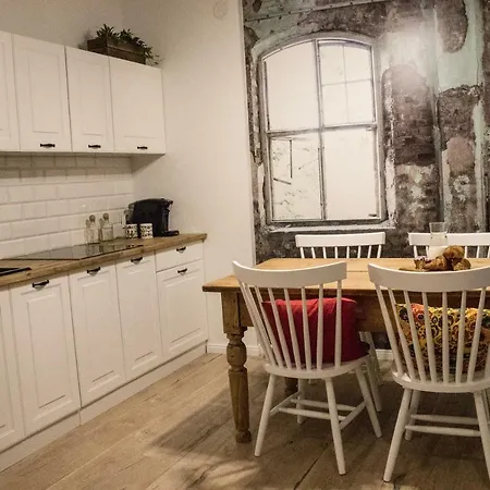 Folk By Anne Apartments & Rooms-2