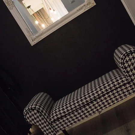 Folk By Anne Apartments & Rooms-2