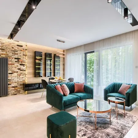 Zlota Luxury Apartments-3