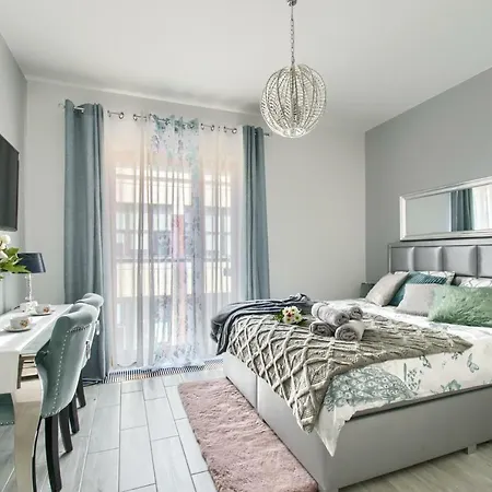 Studio Centrum Pawia 51- 10 Min To Center, The Best Places, Self Check-In, Optional Breakfest, Parking On The Street-2