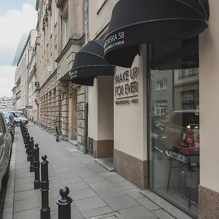 Mokotowska 67 Prywatne mieszkanie z balkonem w Centrum miasta i w pobliżu Ambasady USA Samodzielne Zameldowanie! Self Check-in System!-2