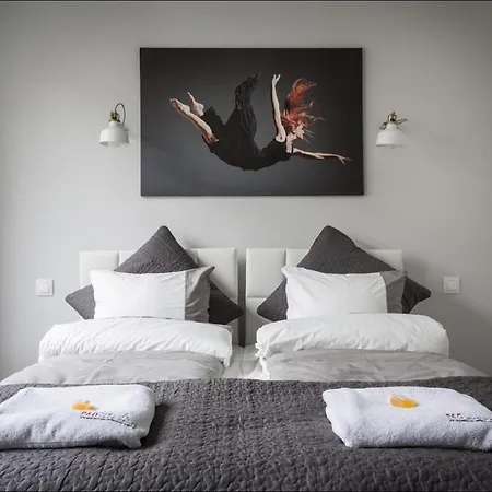 P&O Serviced Apartments Nowogrodzka-3