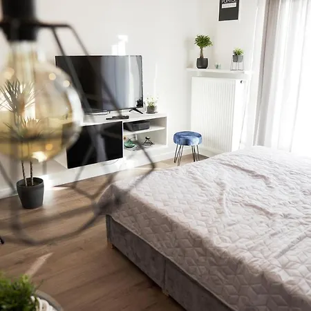 Vizzit Us Premium Apartments-2