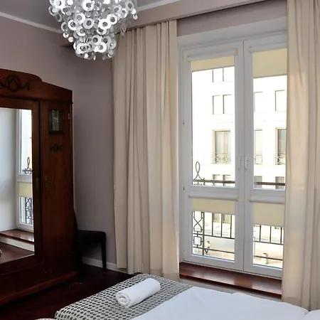 Prudentia Apartments Wars-3