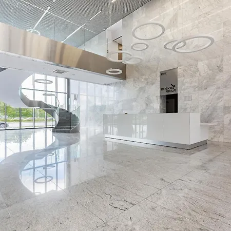 Apartments With Parking Warsaw Business Center By Noclegi Renters-3