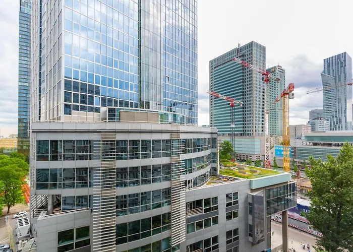 Warsaw Central Apartments By Noclegi Renters, Польща