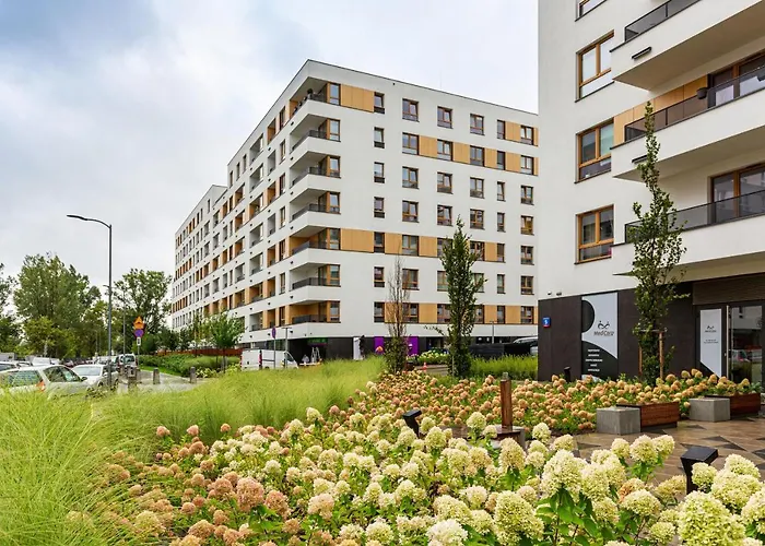 Mokotow Business Center s By Noclegi Renters