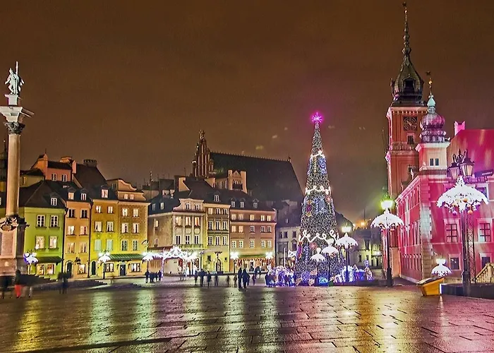 Royal Warsaw Apartment, Polonia