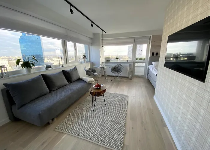 Leo Apartment Warszawa, Polska