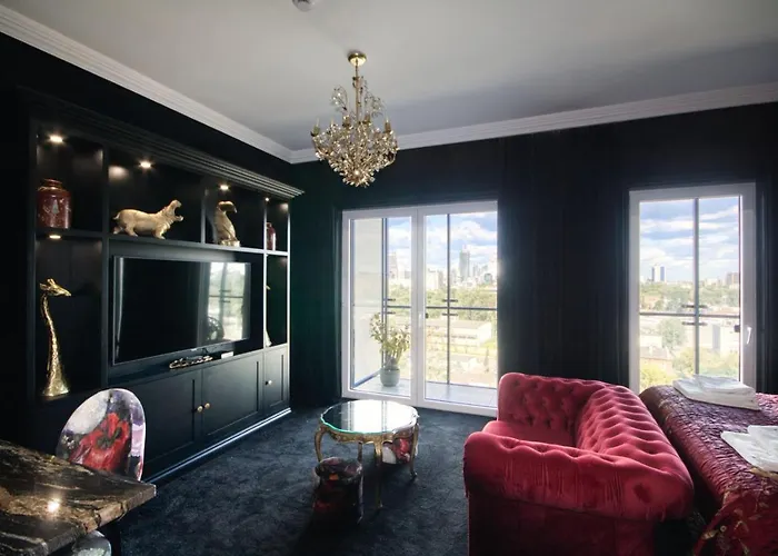 Prymasa Tysiaclecia 83A By Homeprime Варшава, Польща