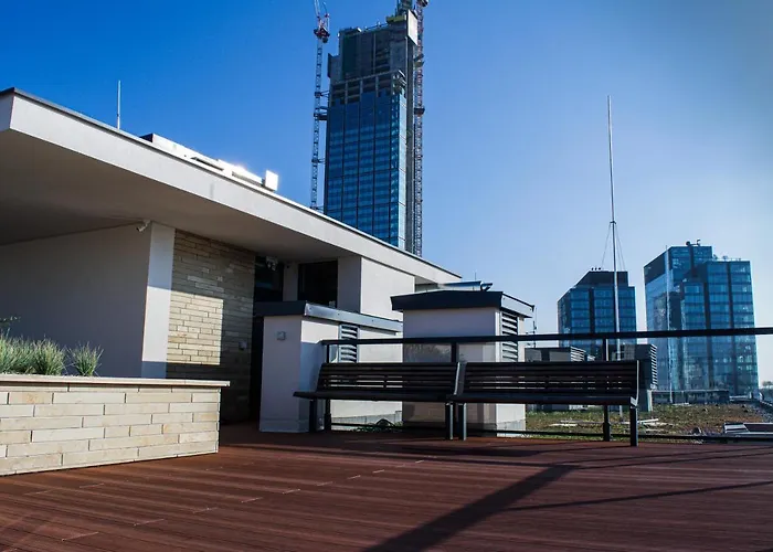 Warsaw Seasons By Alluxe Boutique Apartments, Польща