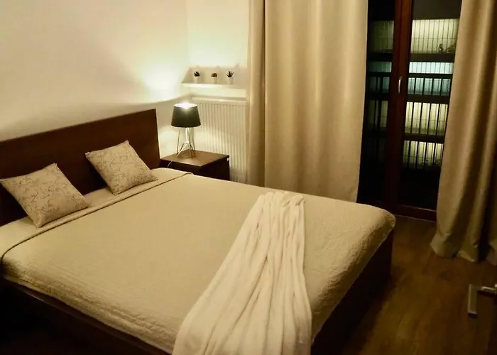 Sunny apartment in Wilanów close Town Hall, Palace Warszawa, Polska