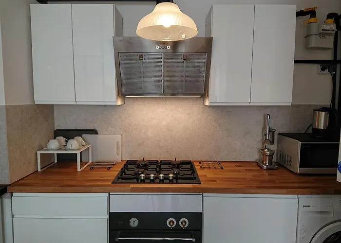 Warsaw Center'S Apartment, Polska