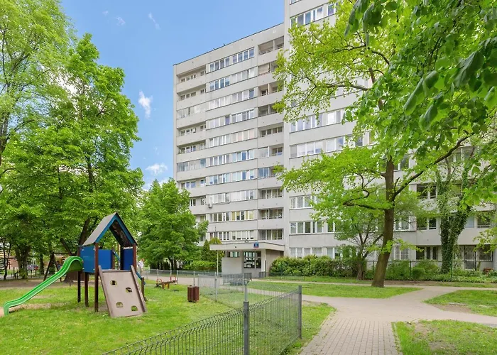 Metro Marymont Apartment By Noclegi Renters Warszawa, Polska