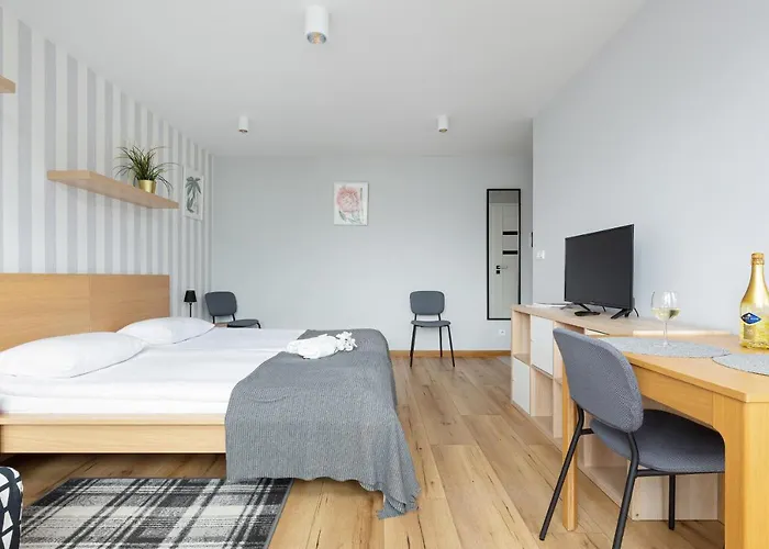 Apartments City Center Powiśle by Noclegi Renters Warszawa, Polska