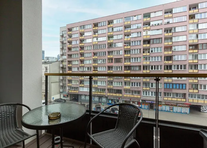 Apartamenty Ogrodowa Business Wola by Renters Prestige