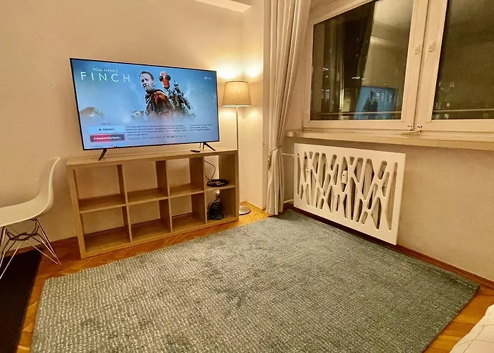 Apartament Blue 2 Fast Wifi 2Xmetro 60'Tv Netflix Hbo Appletv+ Warszawa, Polska