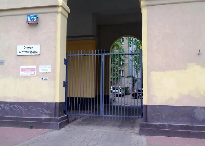 Studio Narutowicza Warszawa, Polska