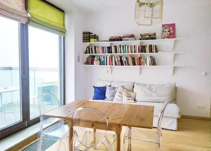 Warsaw Concierge Vistula Apartment, Polska