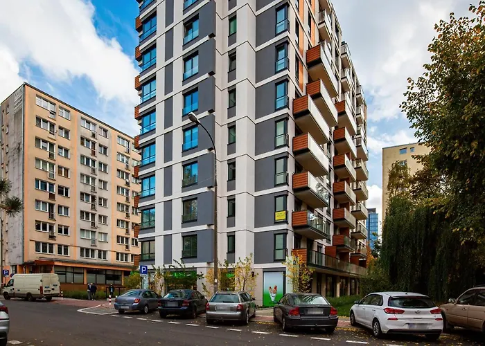 Sienna 65 Premium Apartment With Parking In Warsaw By Renters Prestige