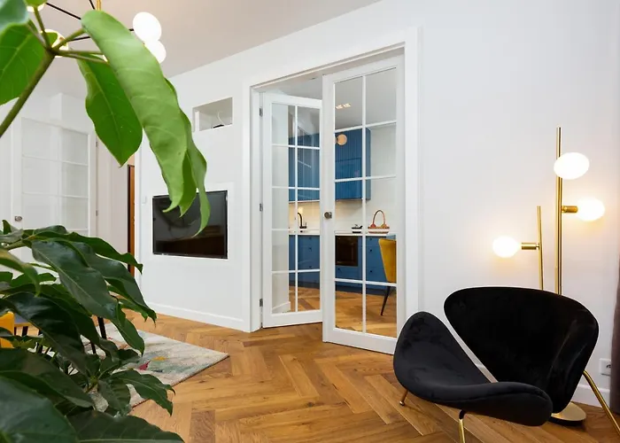 Sienna 65 Premium Apartment With Parking In Warsaw By Renters Prestige