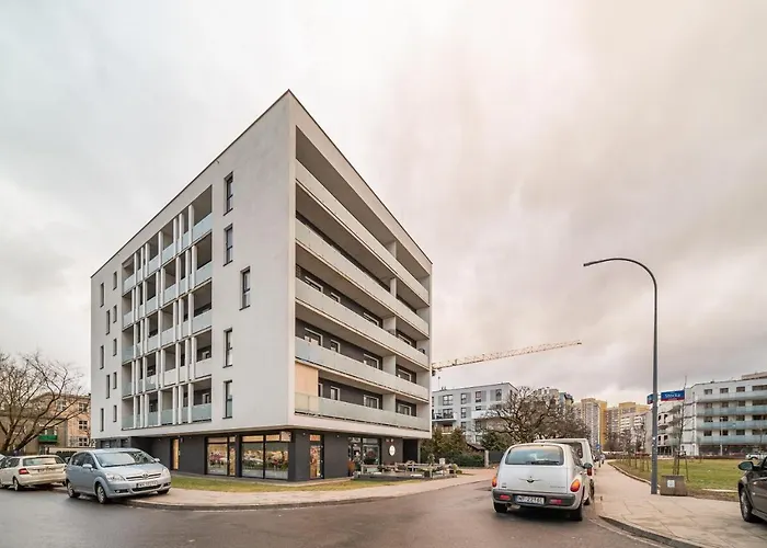 Krypska 13 By Homeprime Warszawa, Polska
