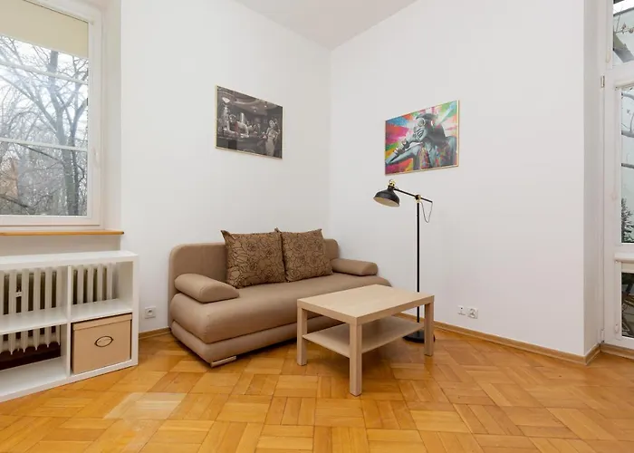 Downtown Studio Apartment By The Park By Noclegi Renters Warszawa, Polska