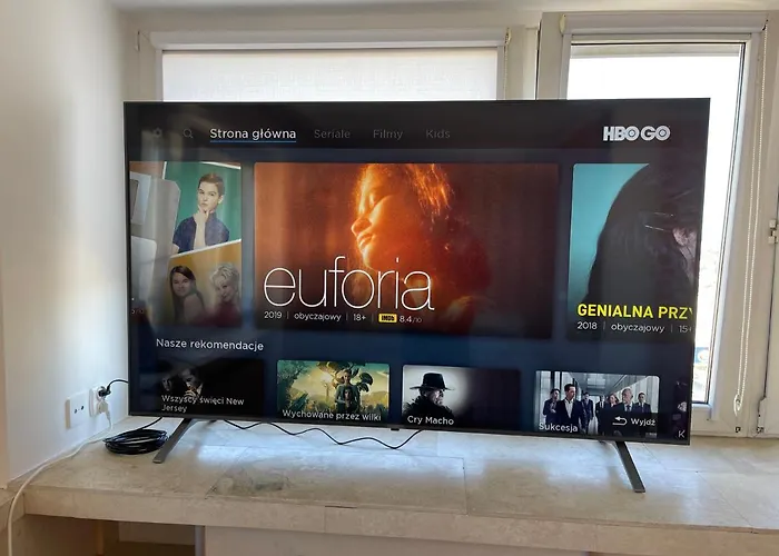 Apartament Sushi Metro Wifi 500 Mbs, 70'Tv Netflix Appletv+ Warszawa, Polska