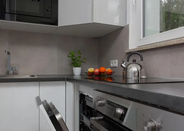 Cozy Studio with Balcony Warsaw Mokotów by Renters, Polska