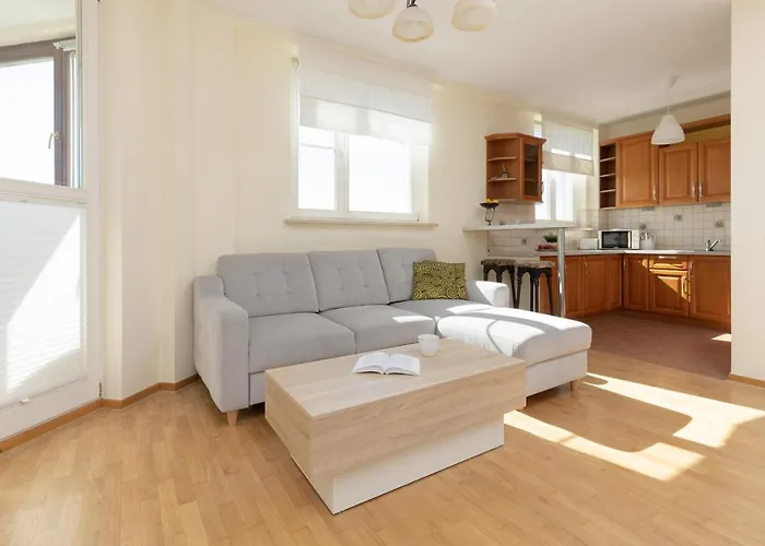 Belgradzka Apartment Warsaw by Renters