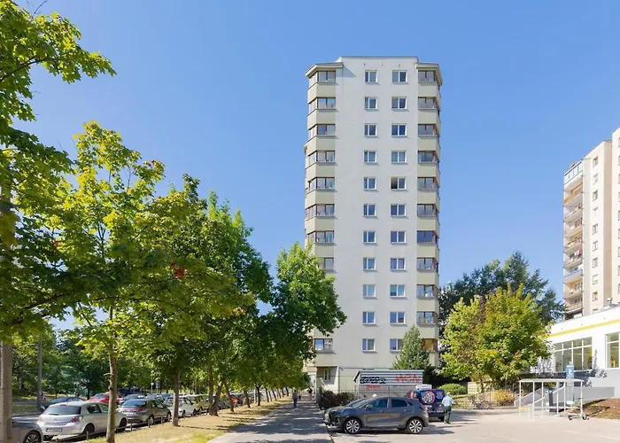 Belgradzka Apartment Warsaw by Renters